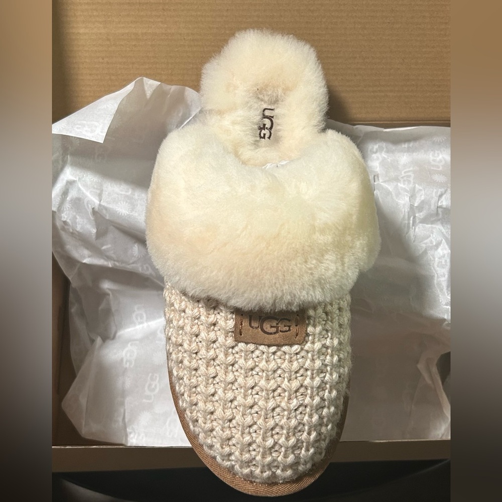 UGG Women's Cozy Slippers - Cream - Picture 8 of 11